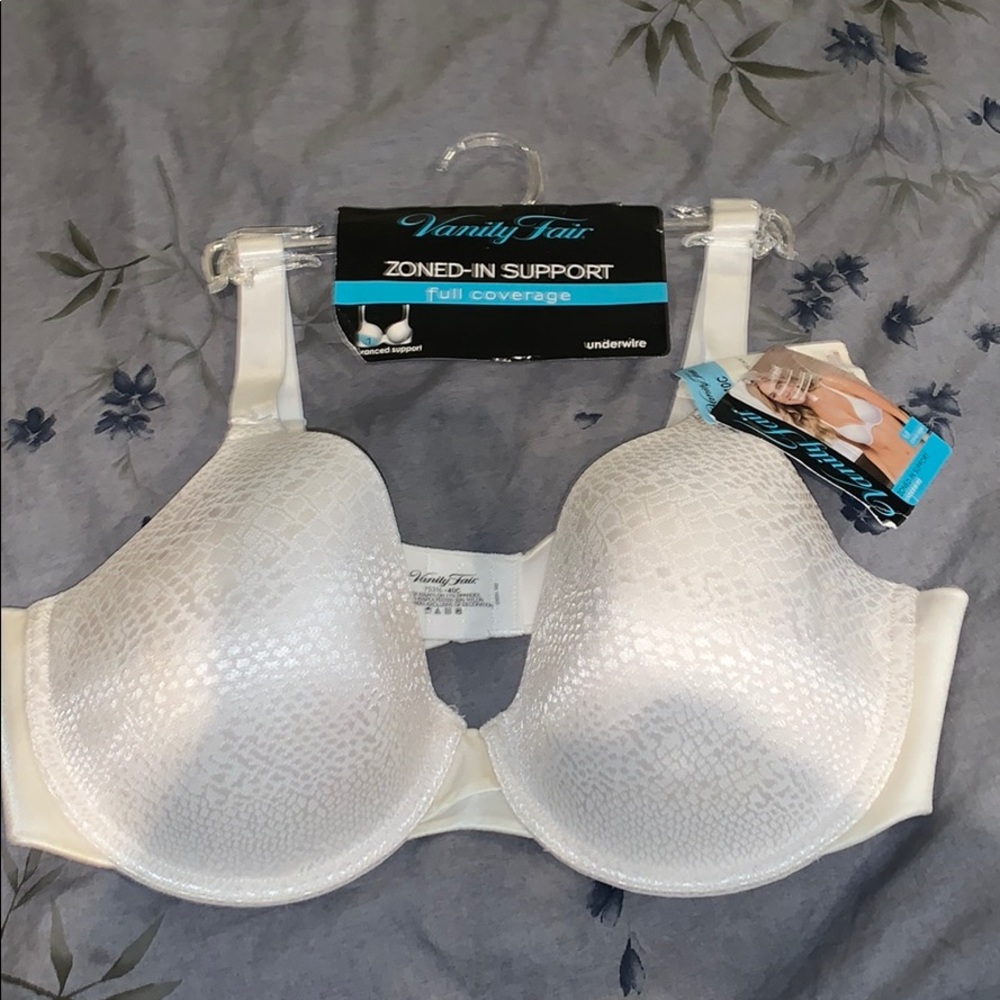 Brand New Vanity Fair Bra
